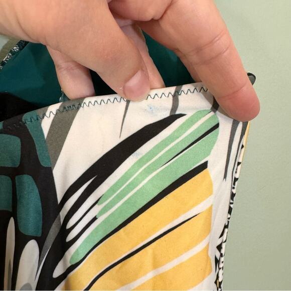 Becca Handkerchief Surplice Padded Tie Waist Wrap One-Piece Swimsuit Green M NWT - Picture 13 of 14